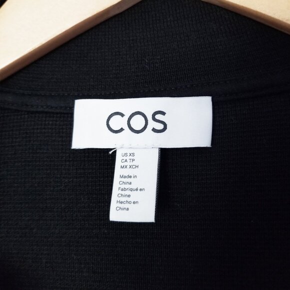 COS Jersey Rugby Shirt Top XS Black Collar V Neck Wide Long Sleeves Minimalist - Picture 11 of 16